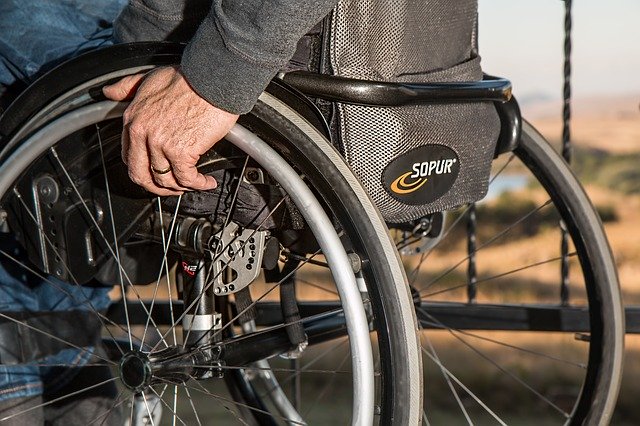 Montascale vantaggi per la mobilità ridotta