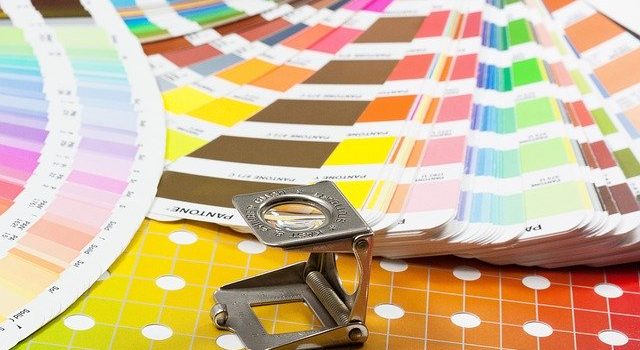 Colori Pantone standard cromatico che ispira il mondo